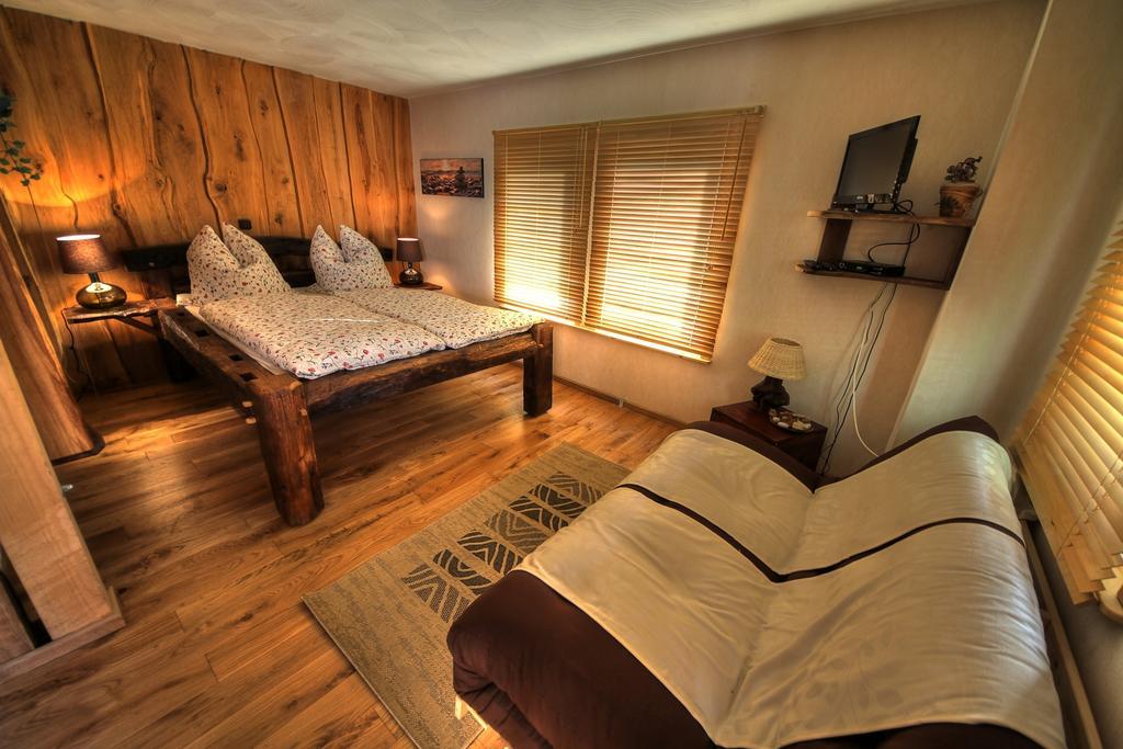 Am Ruebenkeller Bed & Breakfast Binzenbach Oda fotoğraf