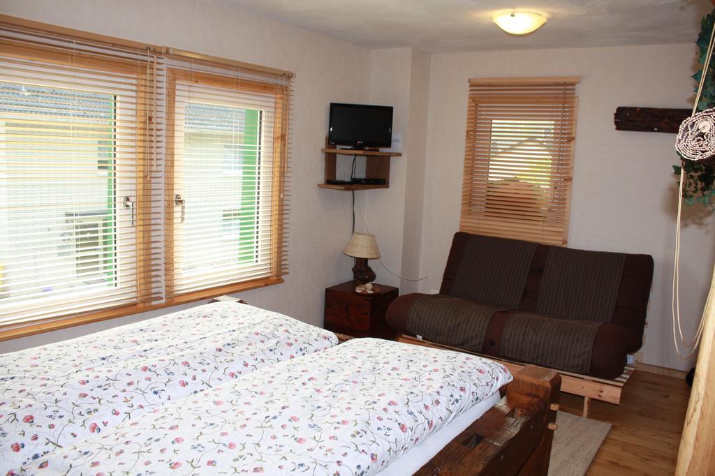 Am Ruebenkeller Bed & Breakfast Binzenbach Oda fotoğraf