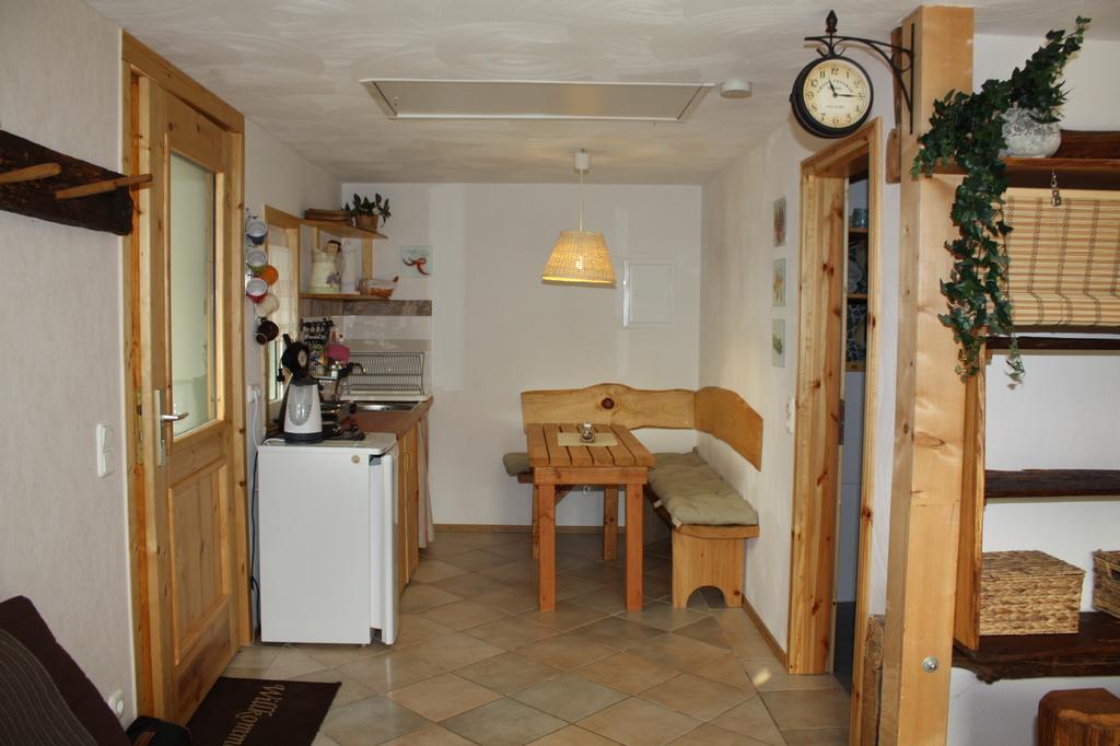 Am Ruebenkeller Bed & Breakfast Binzenbach Oda fotoğraf
